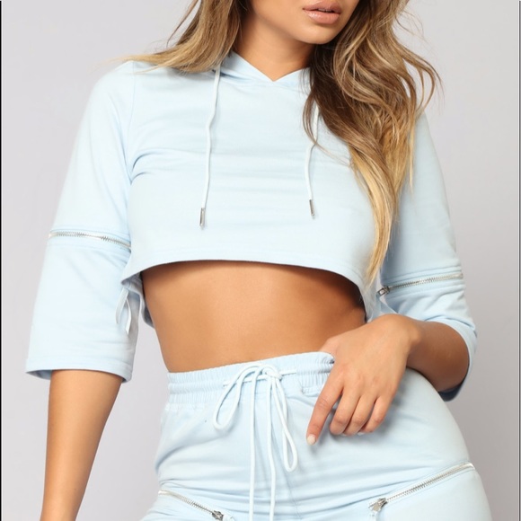 Active wear - Picture 2 of 6